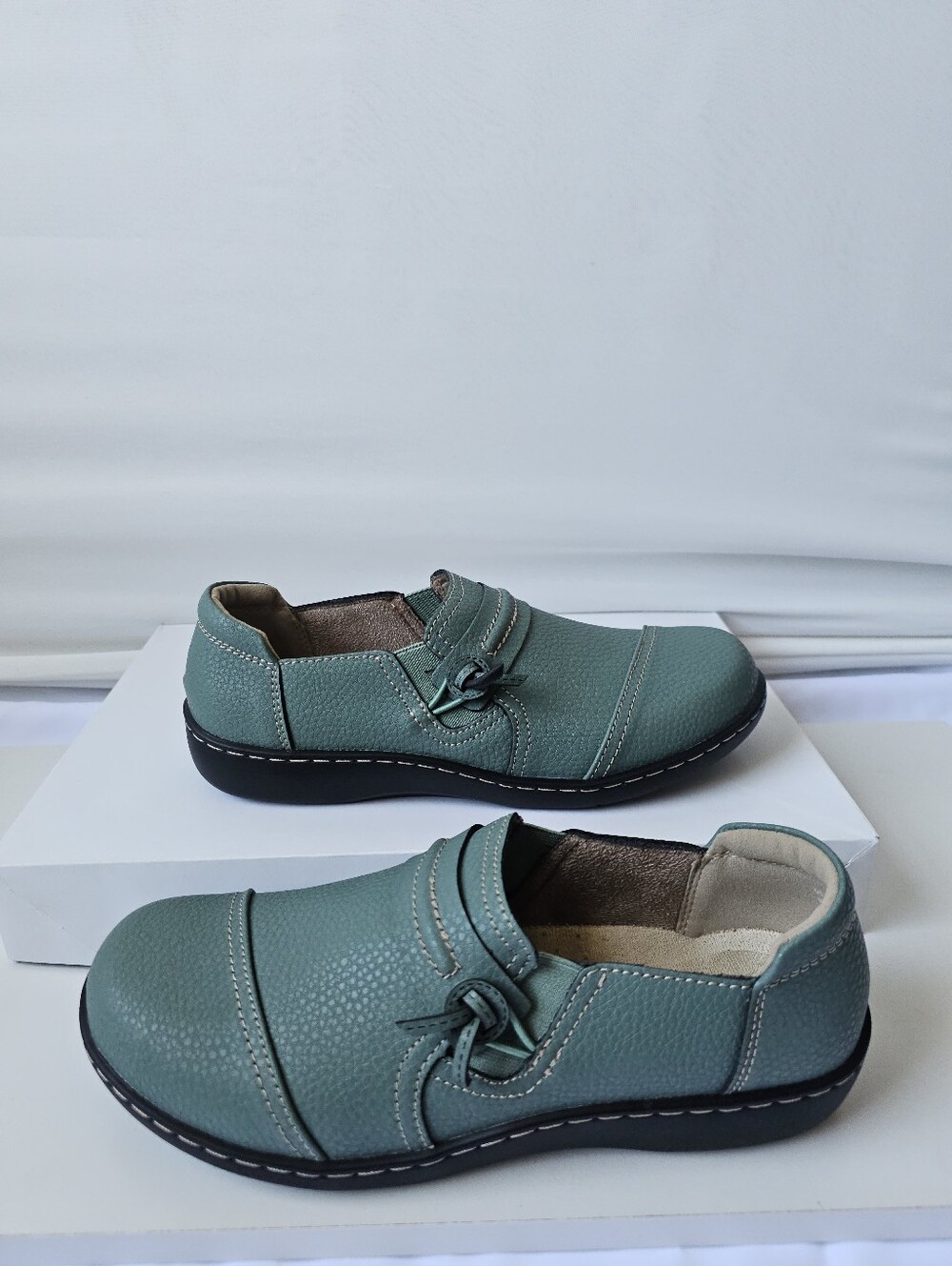 LAZYPOP Teal Green Leather Classic Comfort Loafers Slip-On Shoes - Women's Size - Picture 3 of 15